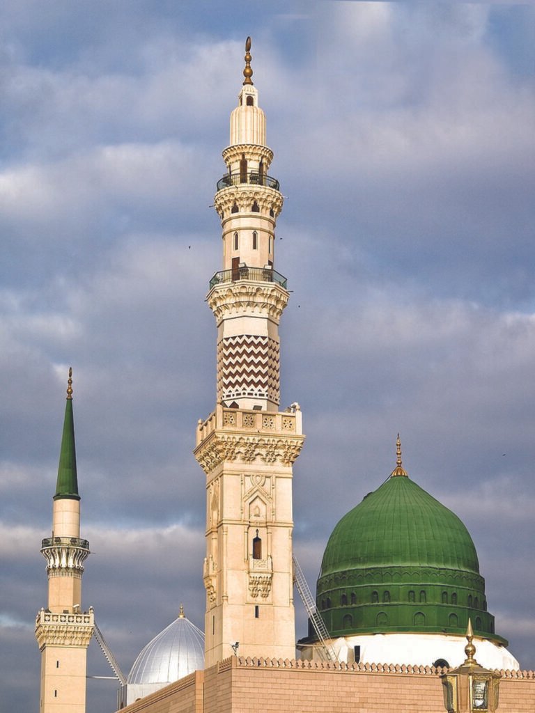 ان کی خوشبو نے مست کردیا ہے